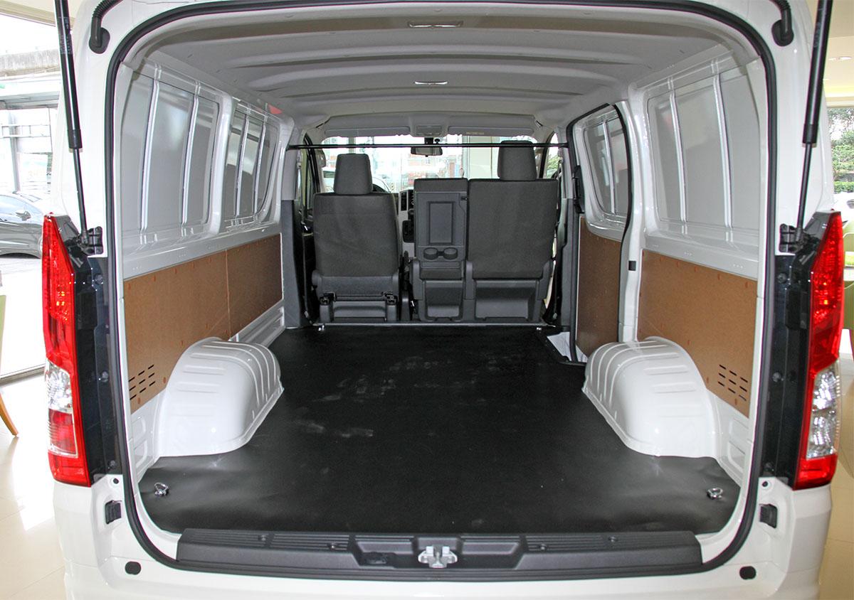 Hiace 06 EV foto 2